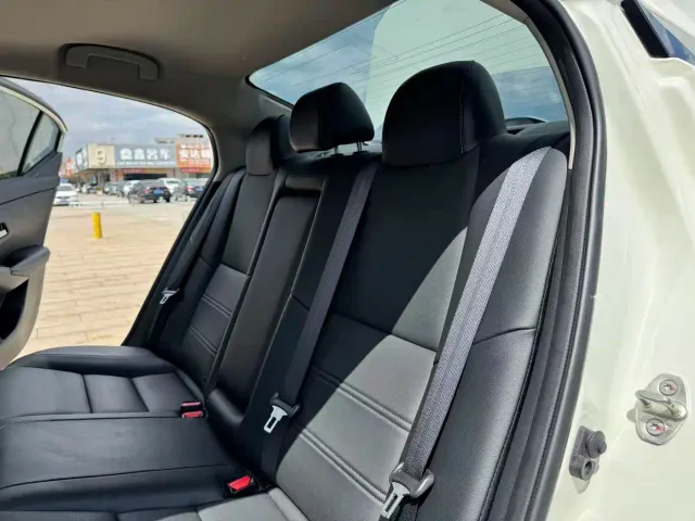 Nissan Sylphy — Фото автомобиля 17