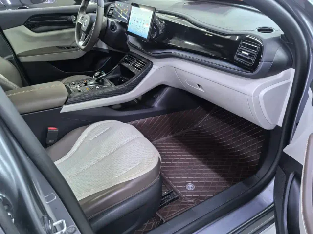 BYD Qin PLUS — Фото автомобиля 11