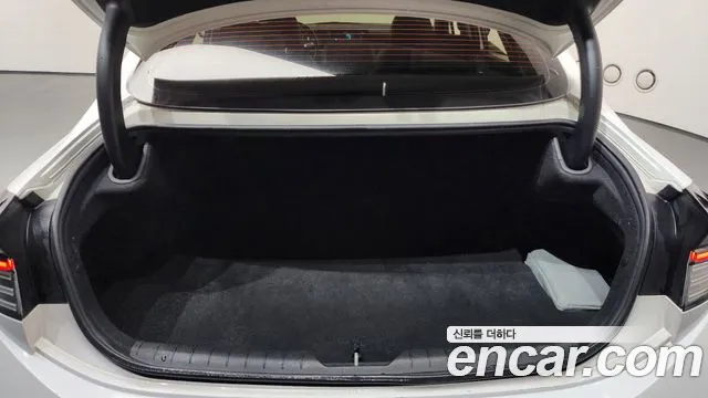 Hyundai Sonata Sonata Edge(DN8) 2.0 LPG(Для проката) — Фото автомобиля 16