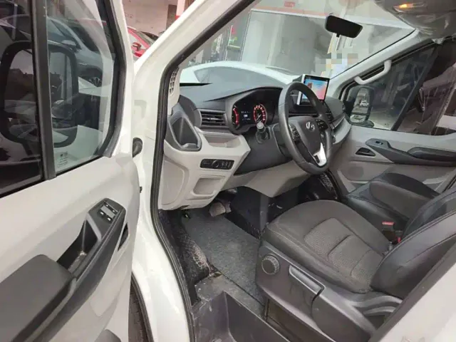 Maxus Xintu V90 — Фото автомобиля 15