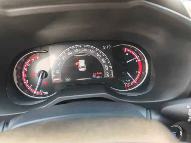 Toyota RAV4 — Фото автомобиля 14