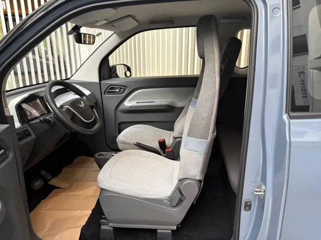 Wuling Hongguang Mini EV — Фото автомобиля 11