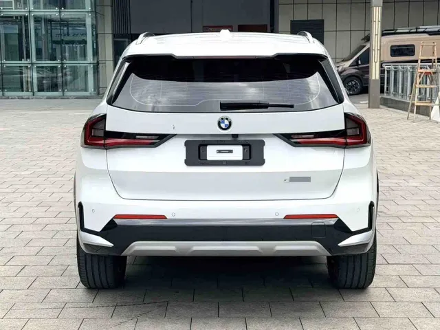 BMW X1 — Фото автомобиля 17