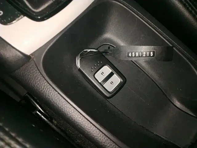 Honda Fit — Фото автомобиля 8