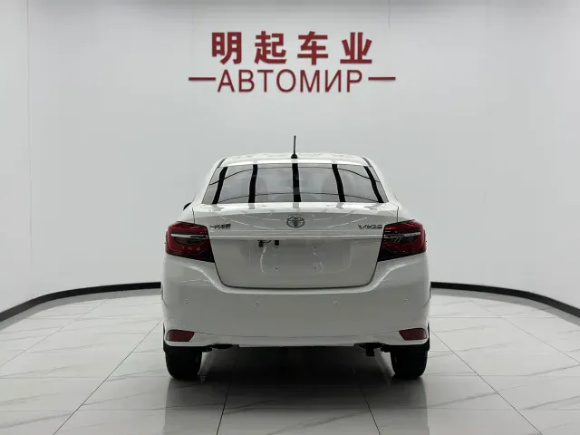 Toyota Vios — Фото автомобиля 9
