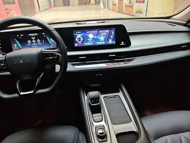 Chery Arrizo 8 — Фото автомобиля 12