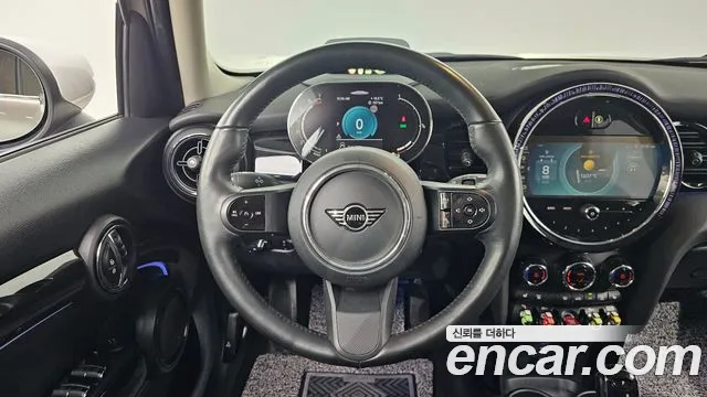 MINI Cooper — Фото автомобиля 18