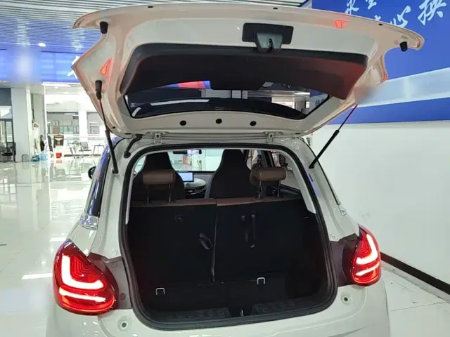 Wuling Bingo — Фото автомобиля 18