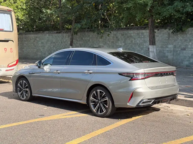Chery Arrizo 8 — Фото автомобиля 4