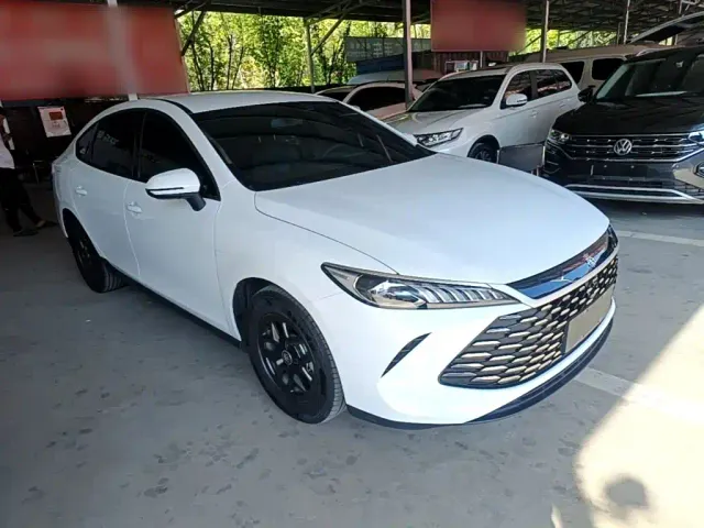 BYD Qin PLUS — Фото автомобиля 3