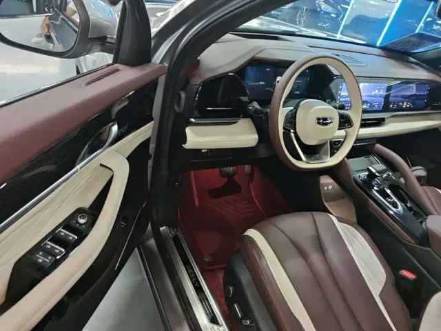 Geely Xingyue L — Фото автомобиля 15
