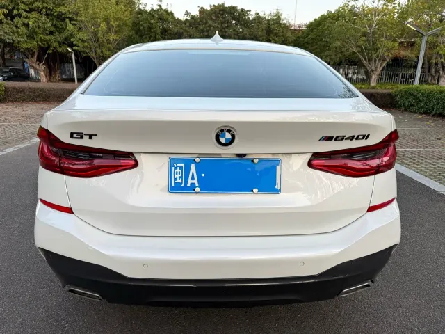 BMW 6 Series Gran Turismo — Фото автомобиля 6