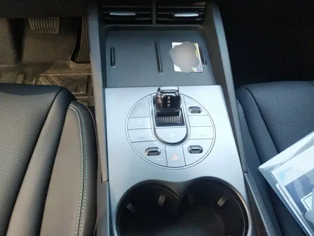 BYD Seal 06 — Фото автомобиля 16