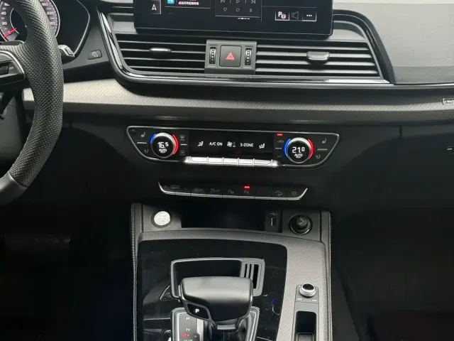 Audi Audi Q5L 2022 45T Luxury Dynamic — Фото автомобиля 17