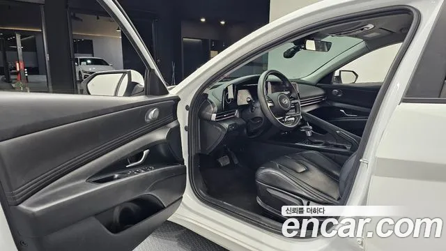 Hyundai Avante — Фото автомобиля 10