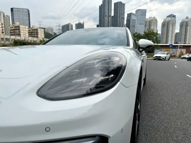 Porsche Panamera — Фото автомобиля 5