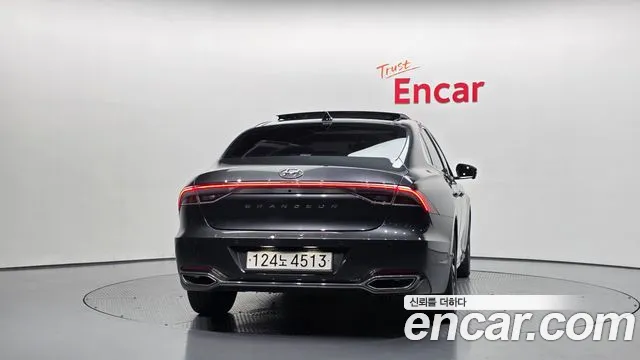 Hyundai Grandeur Grandeur (New) Hybrid — Фото автомобиля 4