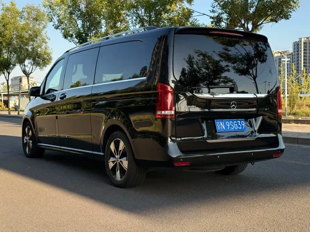 Mercedes-Benz V-Class — Фото автомобиля 11