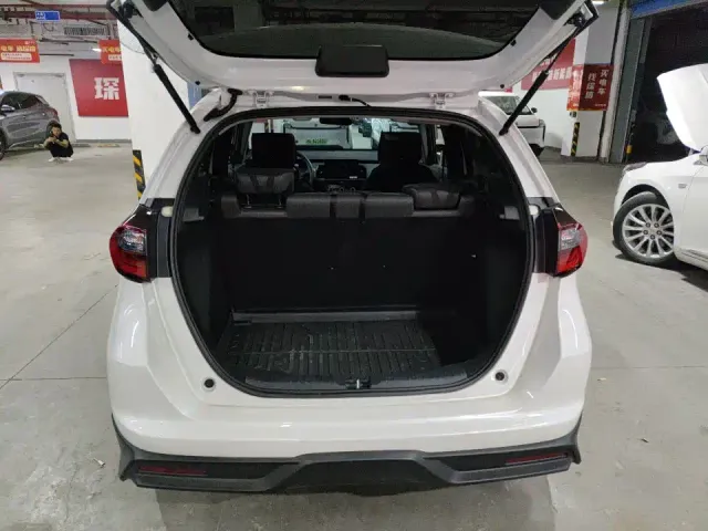 Honda Fit — Фото автомобиля 9