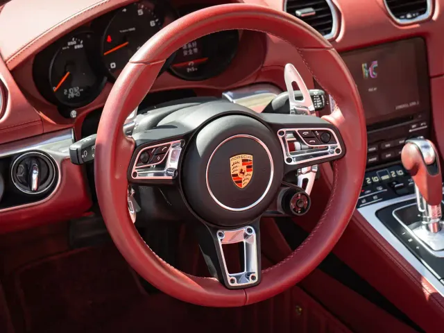 Porsche 718 — Фото автомобиля 20
