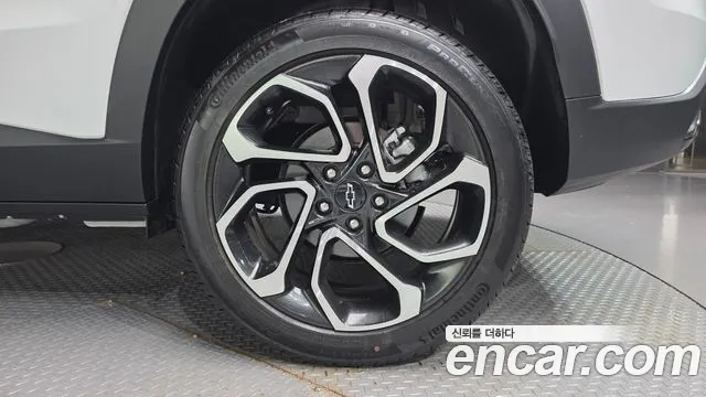 ChevroletGMDaewoo Trax Trax Кроссовер — Фото автомобиля 18