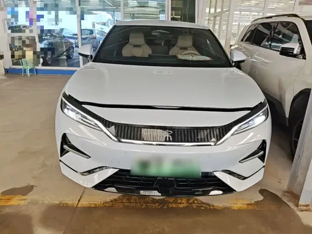 BYD Song L EV — Фото автомобиля 2