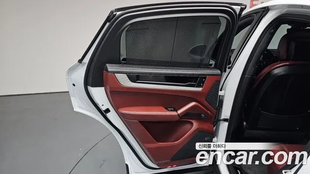 Porsche Cayenne PO536 — Фото автомобиля 14