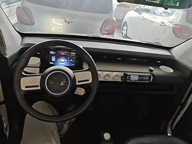 Wuling Hongguang Mini EV — Фото автомобиля 5