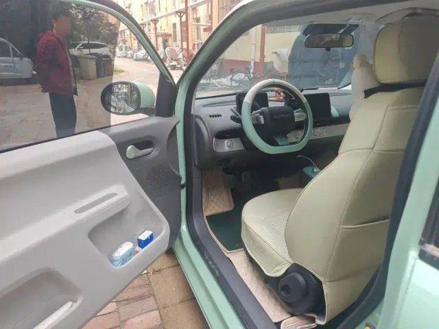Changan Lumin — Фото автомобиля 12