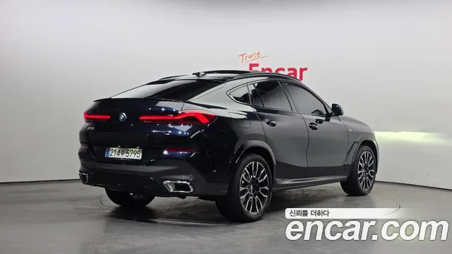 BMW X6 xDrive40i M Sport — Фото автомобиля 2