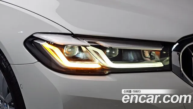 BMW 5 Series G30 — Фото автомобиля 7