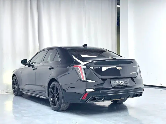 Cadillac CT4 — Фото автомобиля 6