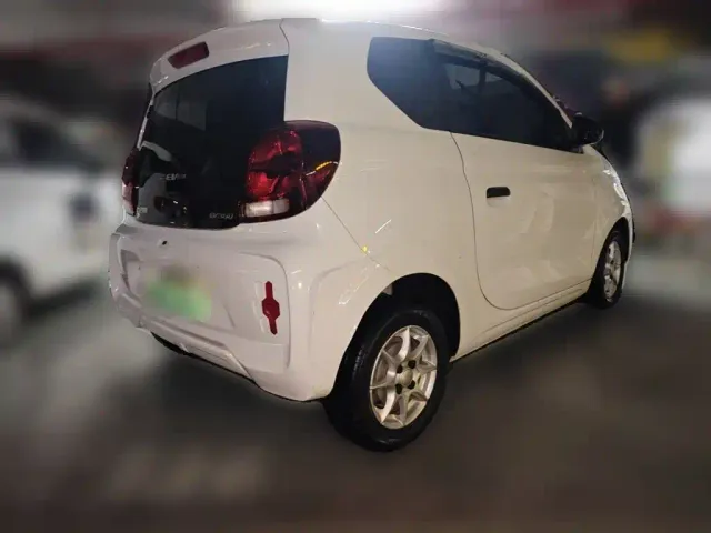 Roewe Clever — Фото автомобиля 4