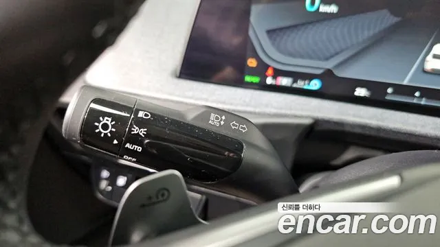 Kia EV6 Standard 4WD — Фото автомобиля 27
