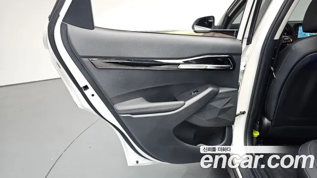 Kia Seltos — Фото автомобиля 14