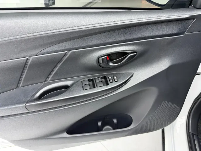 Toyota YARiS L Zhi Xuan — Фото автомобиля 13