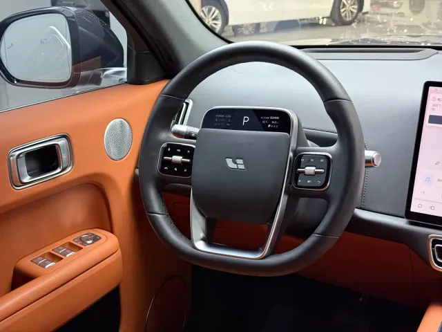 Li Auto L7 — Фото автомобиля 7