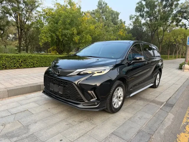 Toyota Granvia — Фото автомобиля 2