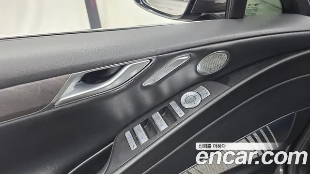 Genesis G80 RG3 — Фото автомобиля 28