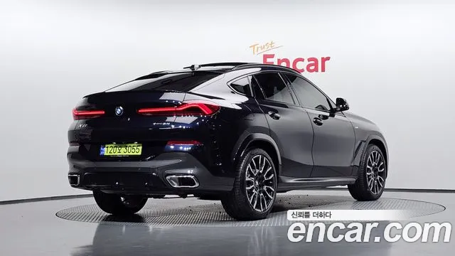 BMW X6 xDrive40i M Sport — Фото автомобиля 2