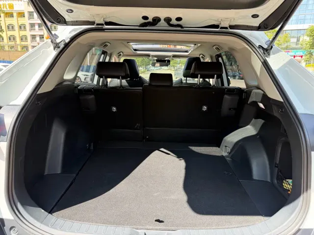 Toyota Wildlander — Фото автомобиля 16