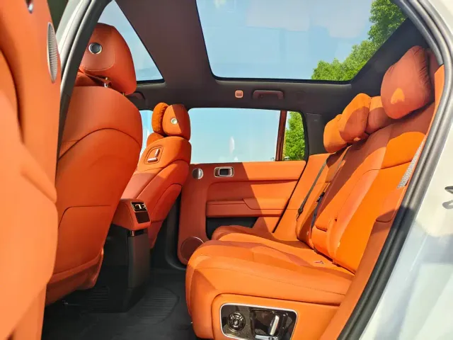 Li Auto L7 — Фото автомобиля 8