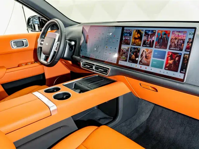 Li Auto L8 — Фото автомобиля 22