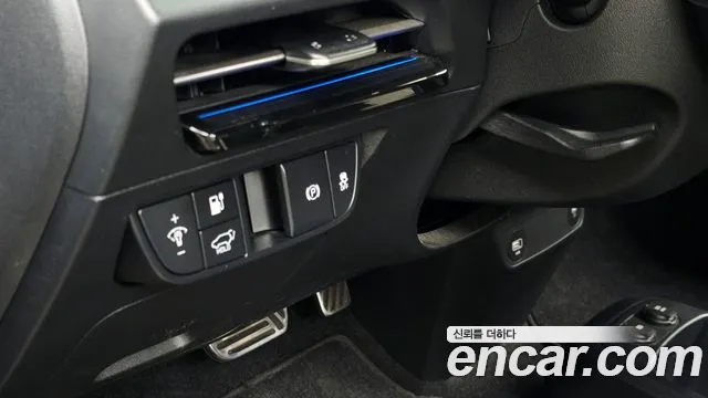 Kia EV6 — Фото автомобиля 27