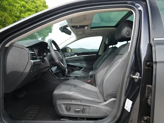 Volkswagen Passat — Фото автомобиля 5