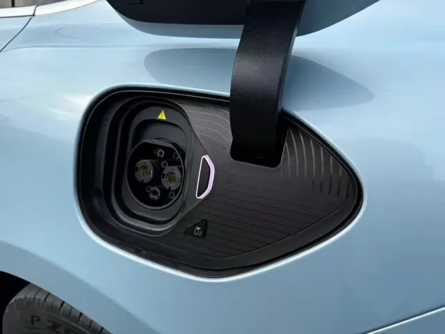 NIO NIO ET5 2022 75kWh — Фото автомобиля 24