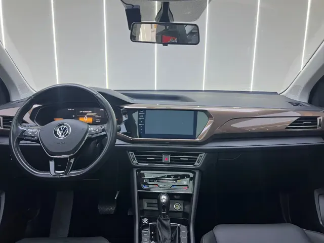 Volkswagen Tharu — Фото автомобиля 6