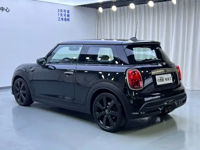 MINI Hatch — Фото автомобиля 4