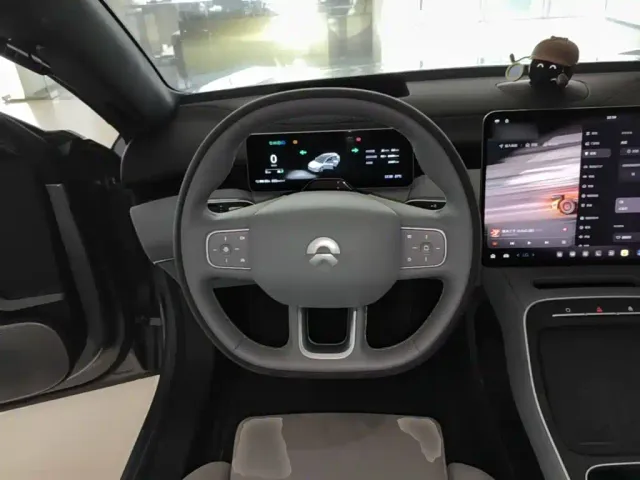 Nio ET5 Touring — Фото автомобиля 10
