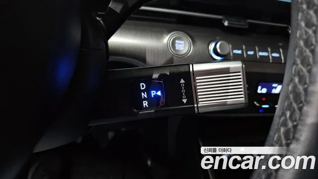 Hyundai Kona — Фото автомобиля 12